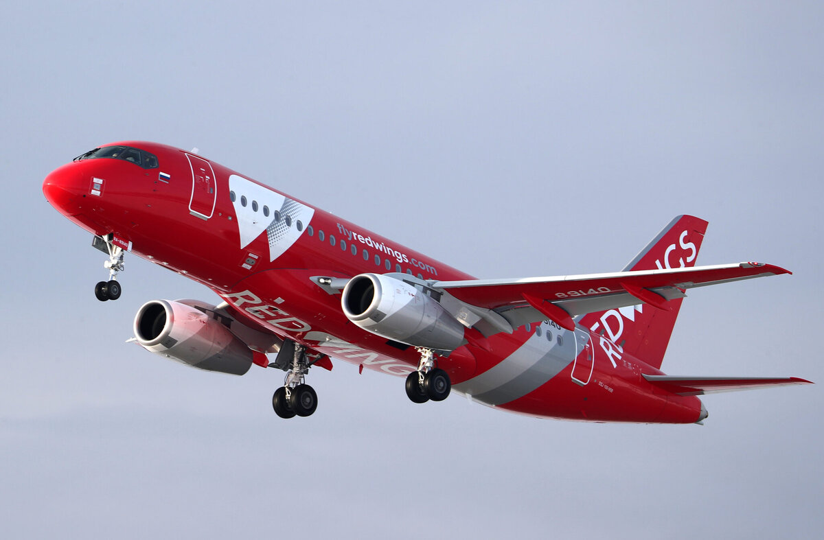 Red wings ssj 100 схема салона