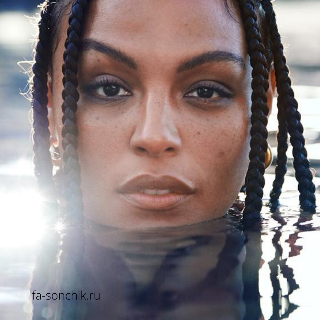 Ангел Victoria’s Secret и plus-size- Эльсессер в рекламе экологичных купальников H&M