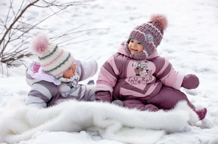 Как собрать новорожденного на зимнюю прогулку 