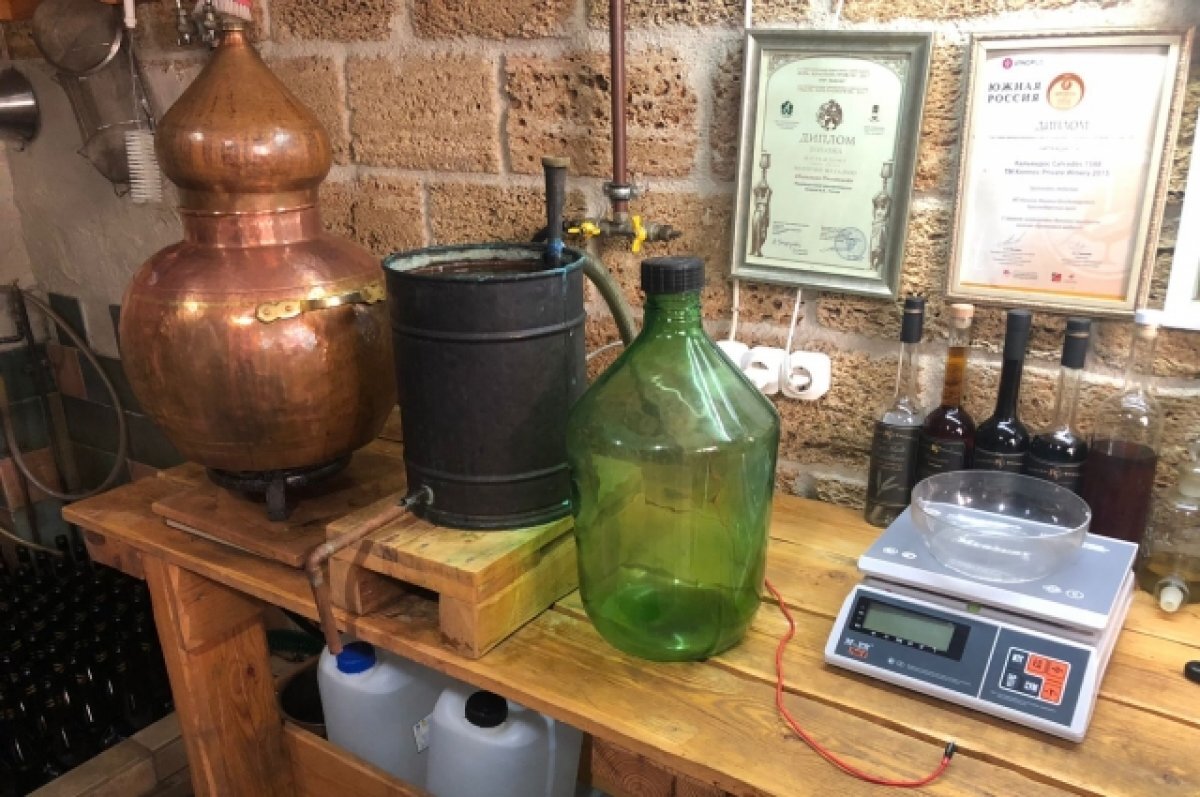    3,5 тонны нелегального алкоголя изъяли у жителя Краснодара оперативники