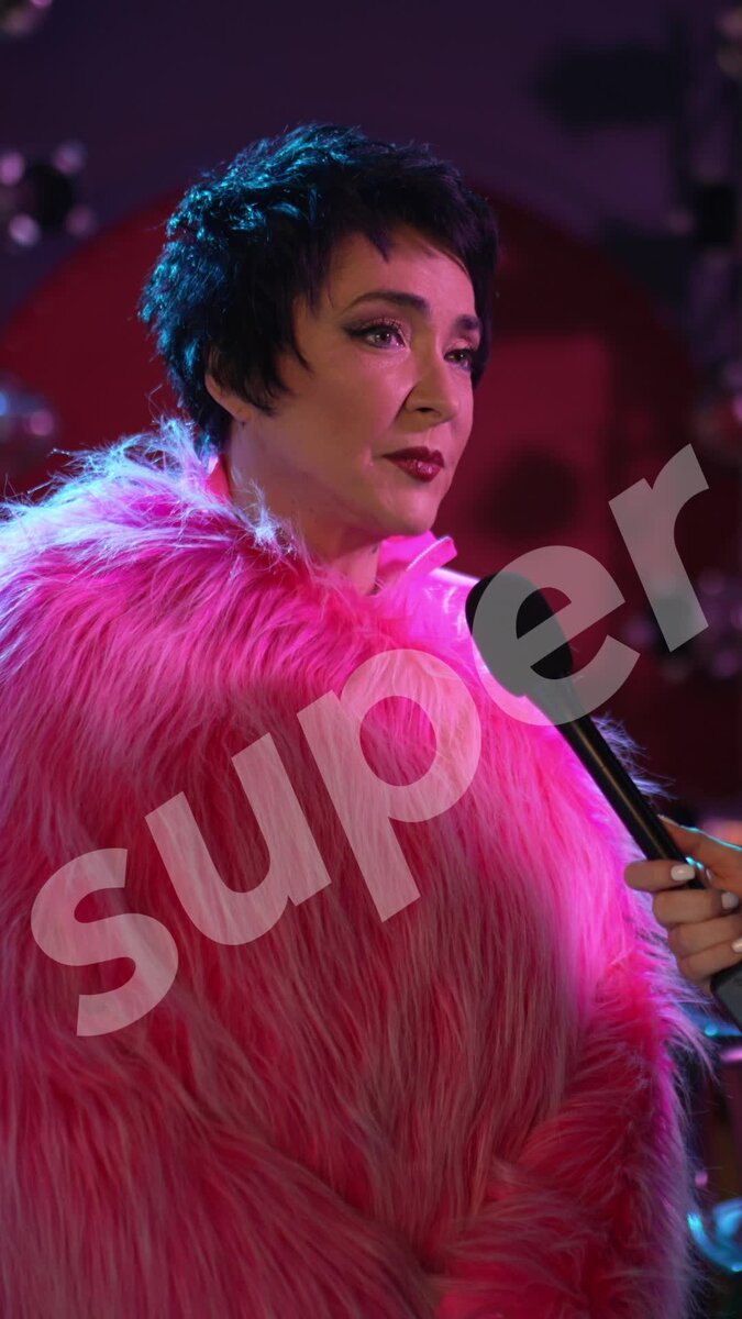    Лолита Милявская рассказала, почему нельзя прощать измены Видео: Super.ru