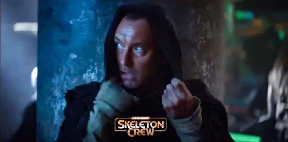     Кадр из сериала «Skeleton Crew» (2023)