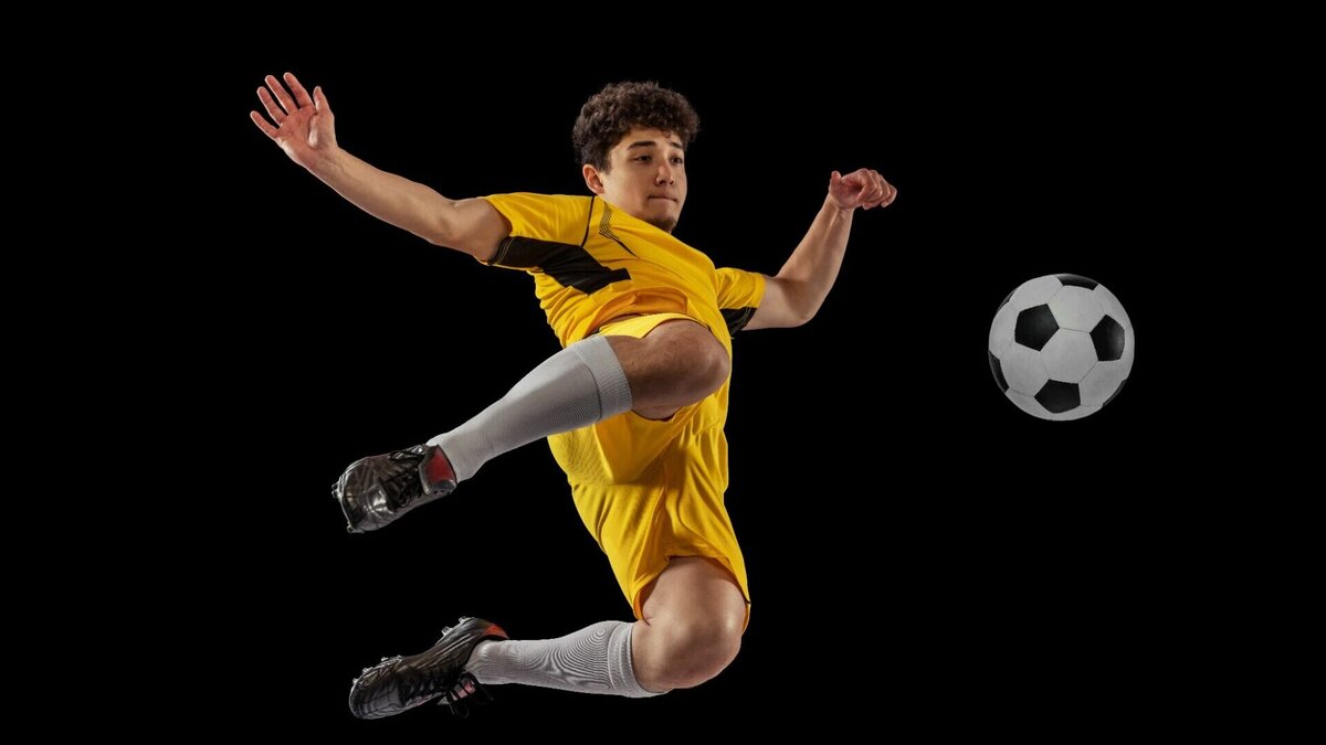     3 декабря стартовало Первенство Хабаровска по мини-футболу среди команд Первой лиги. До новогодних каникул команды успели сыграть 4 тура.