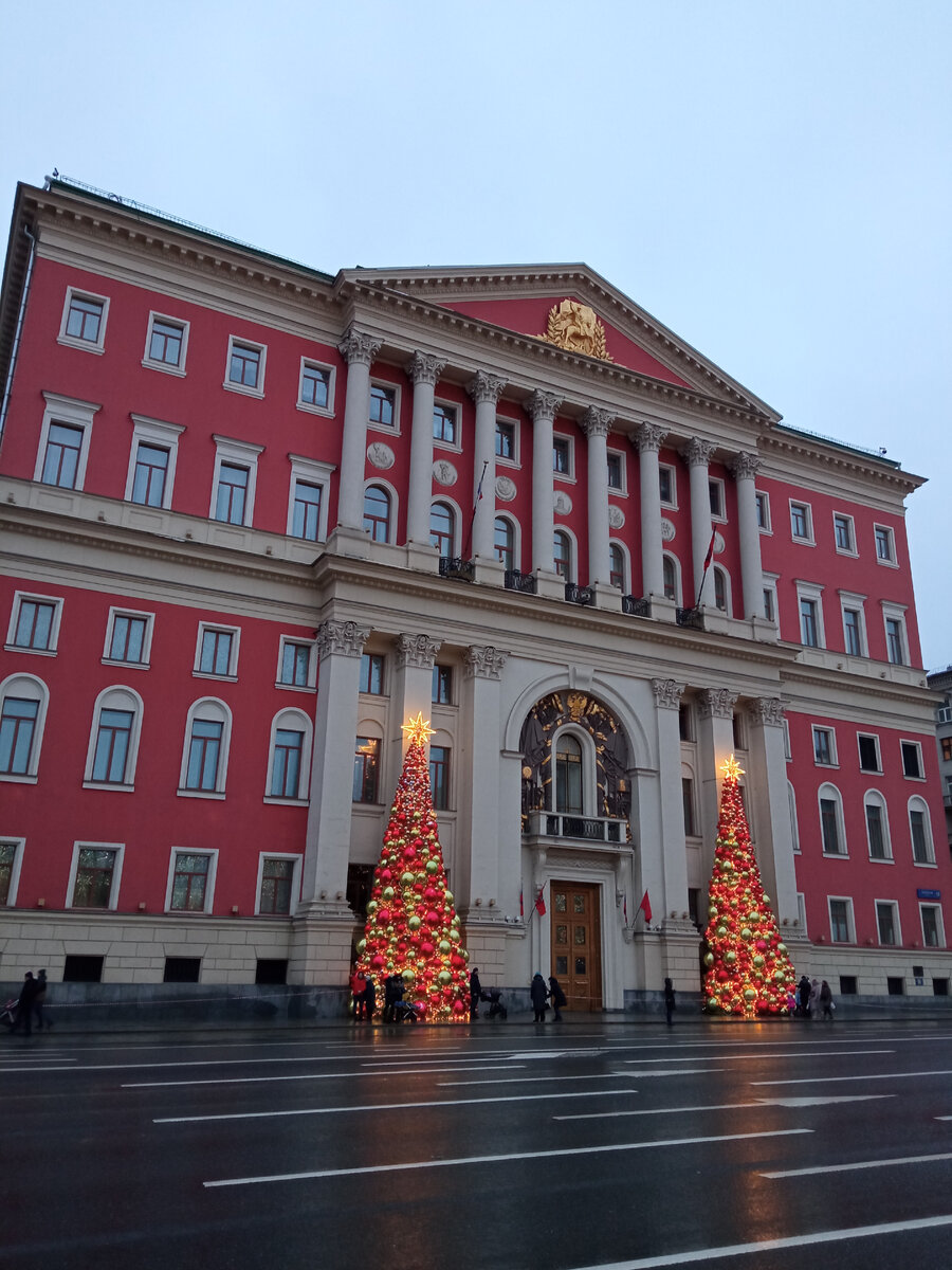 Тверская площадь москва китайский новый. Манежная площадь 2023. Тверская площадь Москва. Тверская площадь Москва сейчас. Новогодняя Тверская площадь.