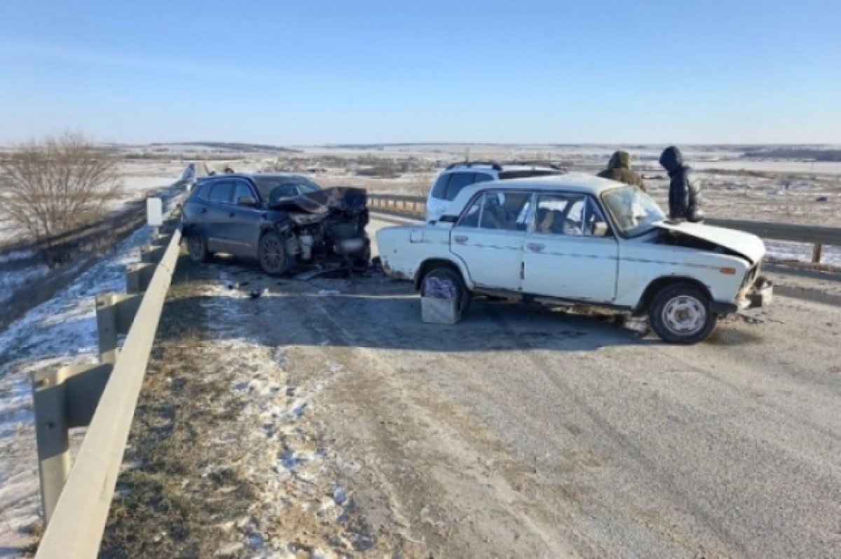    Водитель устроил массовое ДТП, пытаясь обогнать «попутку» под Волгоградом