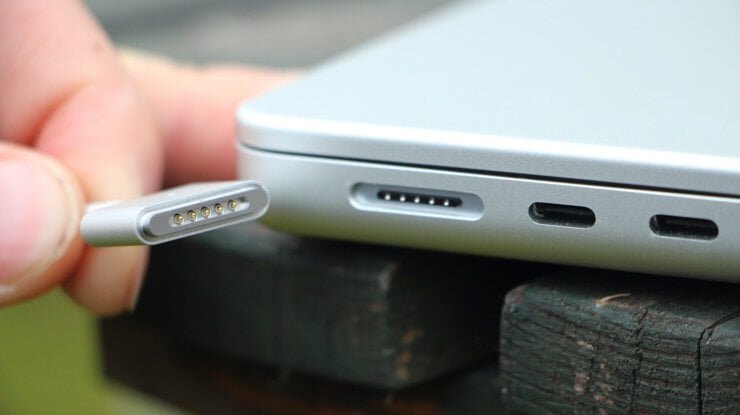    Зарядка никогда не будет лишней.