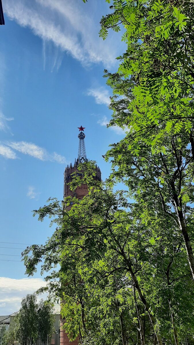 Водонапорная башня на улице Чайковского