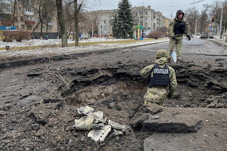     Киевские сценаристы спланировали в Краматорске провокацию с жертвами среди мирного населения.  REUTERS