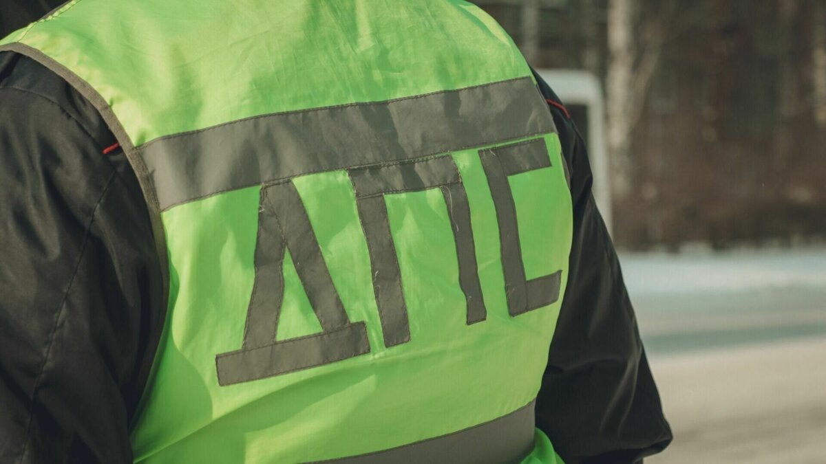     22-летняя водитель сбила 9-летнего школьника на пешеходном переходе в Красноармейском районе Волгограда. Ребенку потребовалась помощь медиков, отмечают в региональном ГУ МВД.
