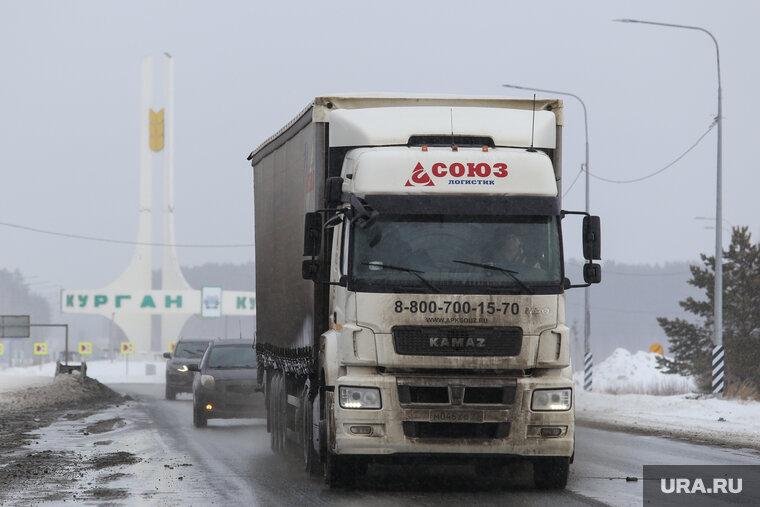    Ограничение движения пассажирского транспорта частично сняли 15 марта