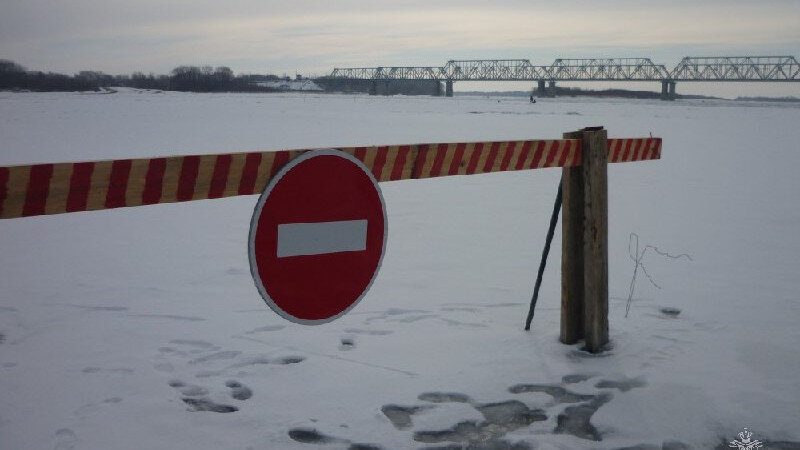     Последнюю ледовую переправу закрыли в Алтайском крае. ГУ МЧС по Алтайскому краю
