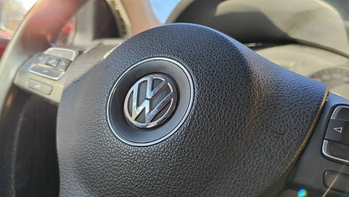    Нижегородский арбитражный суд арестовал активы автоконцерна Volkswagen в России по иску «Горьковского автозавода». Информация об этом размещена в картотеке дел суда.