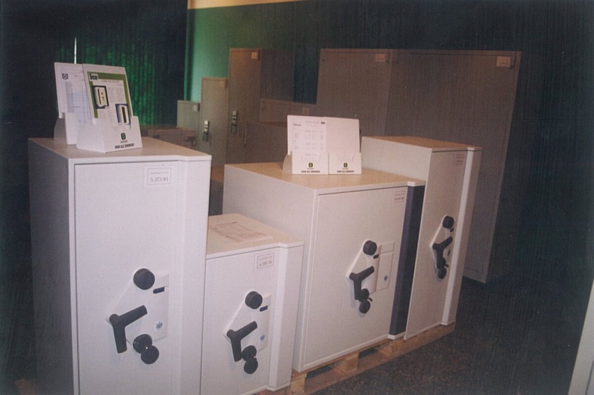 Правдивая история фирмы CHUBB | Настоящие сейфы ТРЕЗОР | Дзен