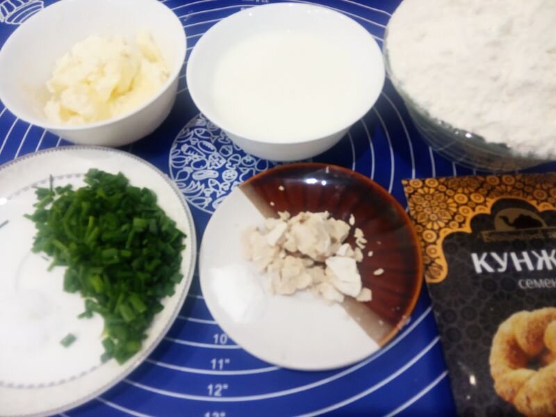 Ингредиенты для приготовления солёного печенья