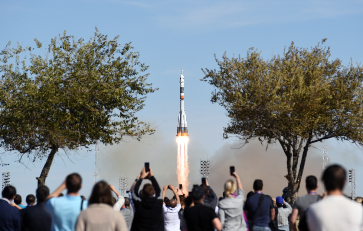    Запуск ракеты-носителя с "Гагаринского старта" космодрома Байконур  Донат Сорокин/ТАСС