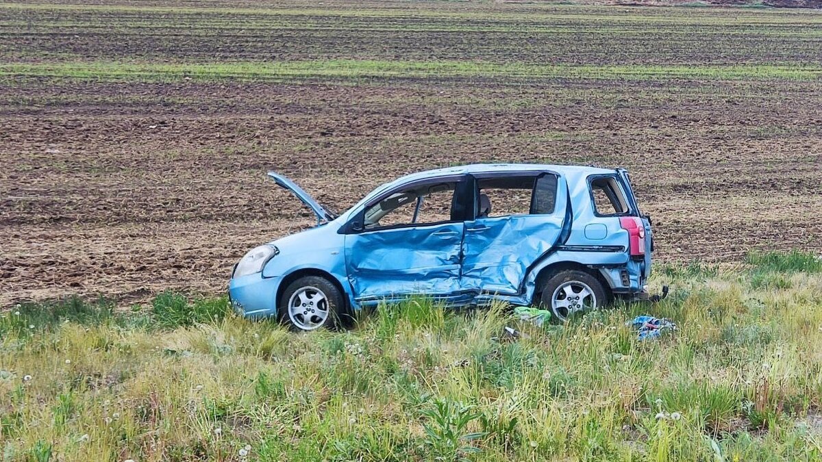     Два человека погибли в дорожно-транспортном происшествии на федеральной трассе Тюмень — Омск. Трагедия произошла на 123-м километре автодороги.