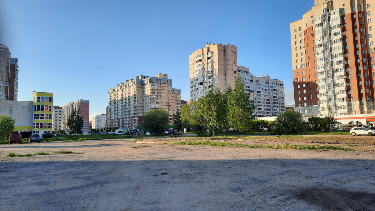 Вид на перекрёсток ул. Щербакова и пр-та Новоколомяжский.