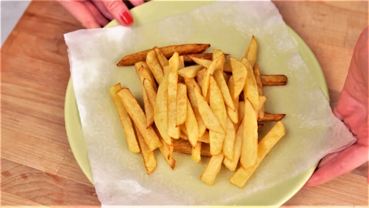 Как приготовить домашний картофель фри без масла? Рецепт в аэрогриле-мультипечи REDMOND RAG-247