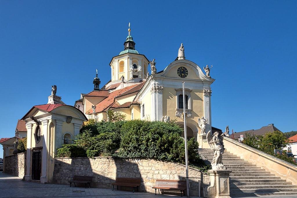 Церковь Бургкирхе в Айзенштадте, где был во второй раз похоронен Гайдн.