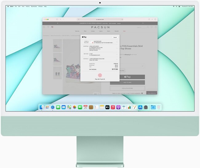 Моноблок имеет угловатые формы