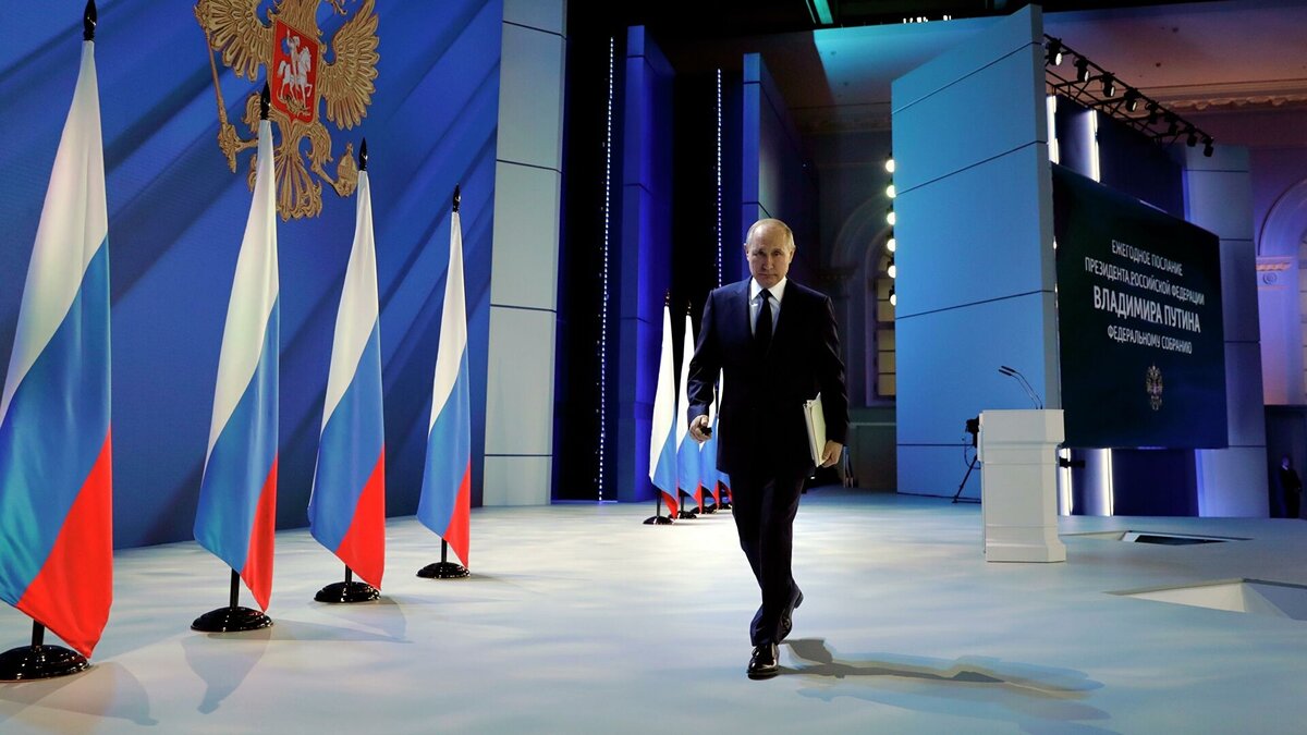 Путин предупреждает Запад о резком ответе, если он перейдет условную 