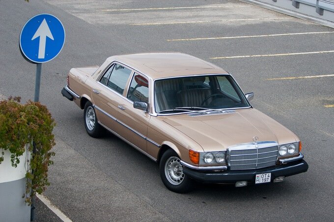 Чумовой Mercedes-Benz 450 SEL 6.9! (W116), 1979 год.