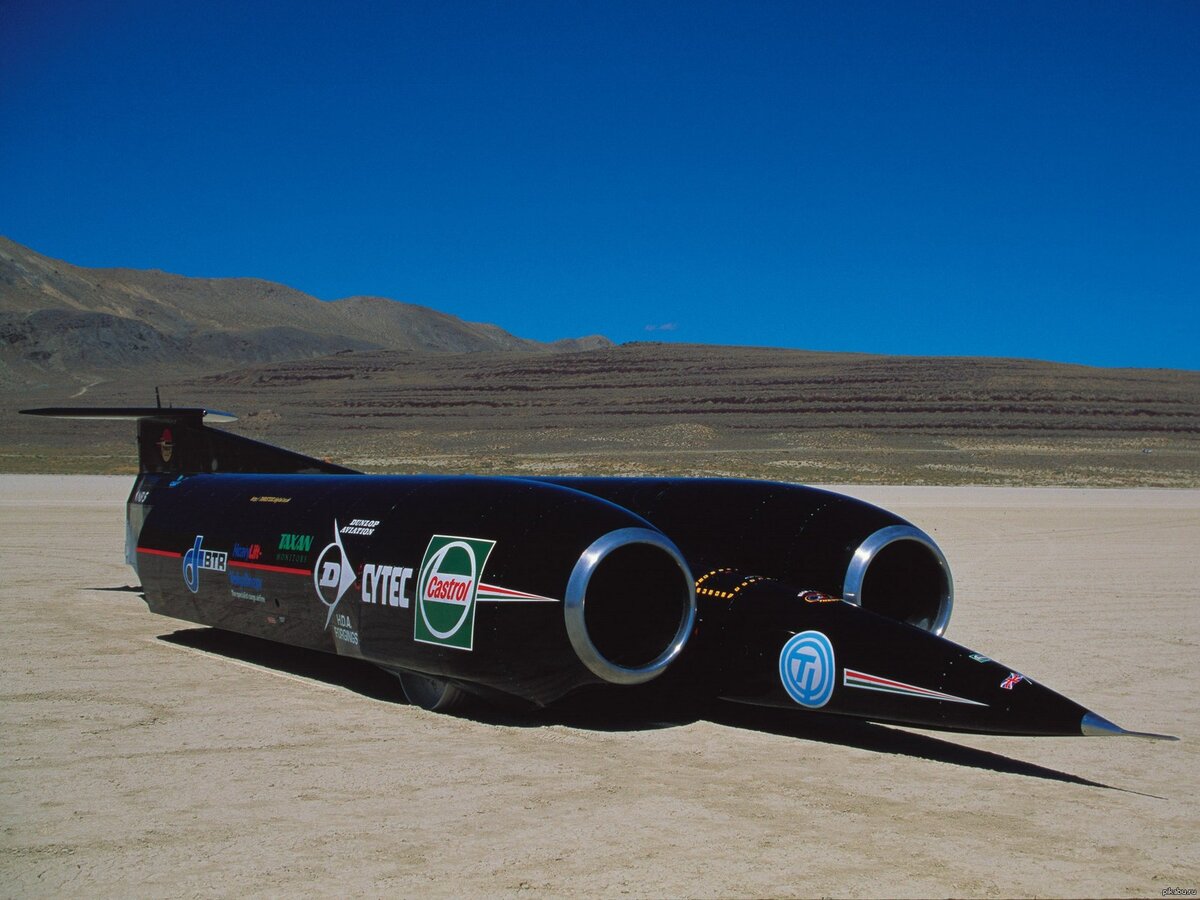 THRUST SUPERSONIC CAR (SSC)