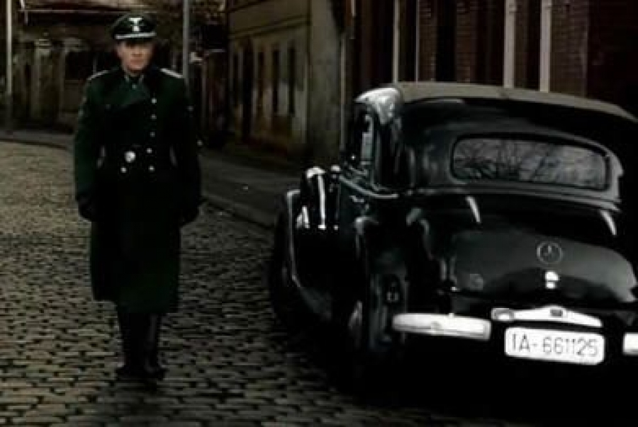 Фильм стал настоящим хитом, однако, когда в начале 1973 года он был смонтирован и его показали высокому телевизионному начальству, на голову режиссера посыпались первые упреки… Какие скандалы вызвал-19