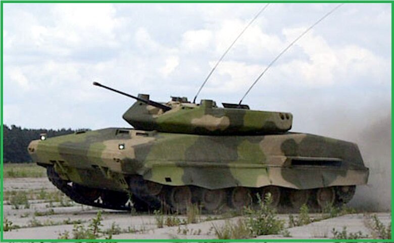 Источник фото сайт imgur.com  БРДМ-2Т «Сталкер» — гусеничная боевая разведывательно-диверсионная машина, созданная белорусской компанией «Минотор-Сервис». 