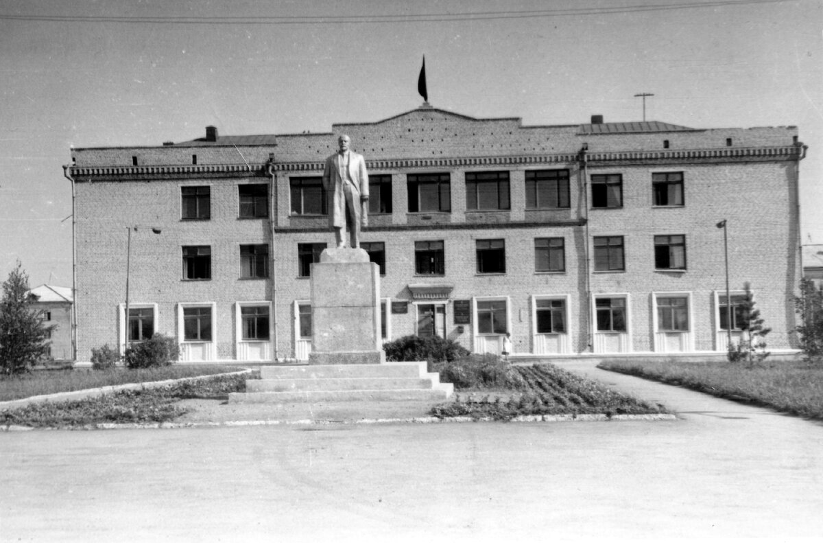 "Лицо" нашего города начало вырисовываться в 60-х годах.