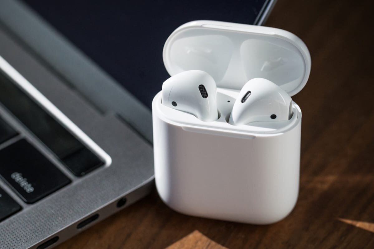 Беспроводные наушники Apple AirPods, как правильно подключить к  Android-смартфонам | 🖥️ Маленькие хитрости | Дзен