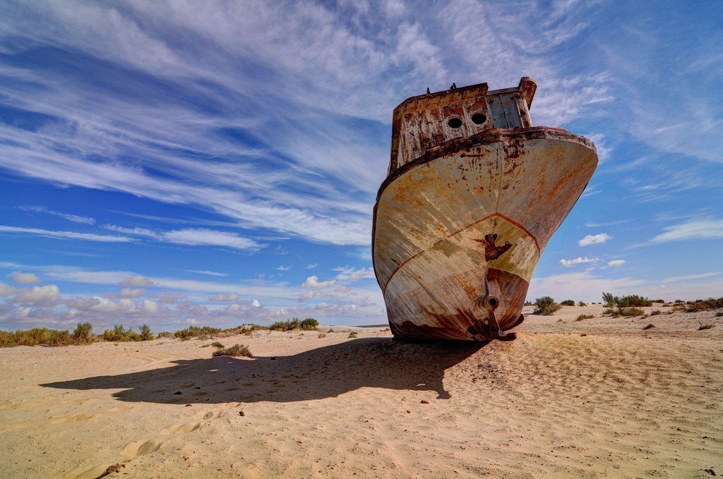 Источник - https://wikiway.com/kazakhstan/aralskoe-more/photo/#gallery-22