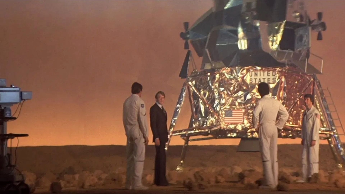 Козерог 1. Козерог один фильм 1978. Козерог один(Capricorn one.1977). Capricorn one 1977 Козерог-1. Фильм США Козерог 1.