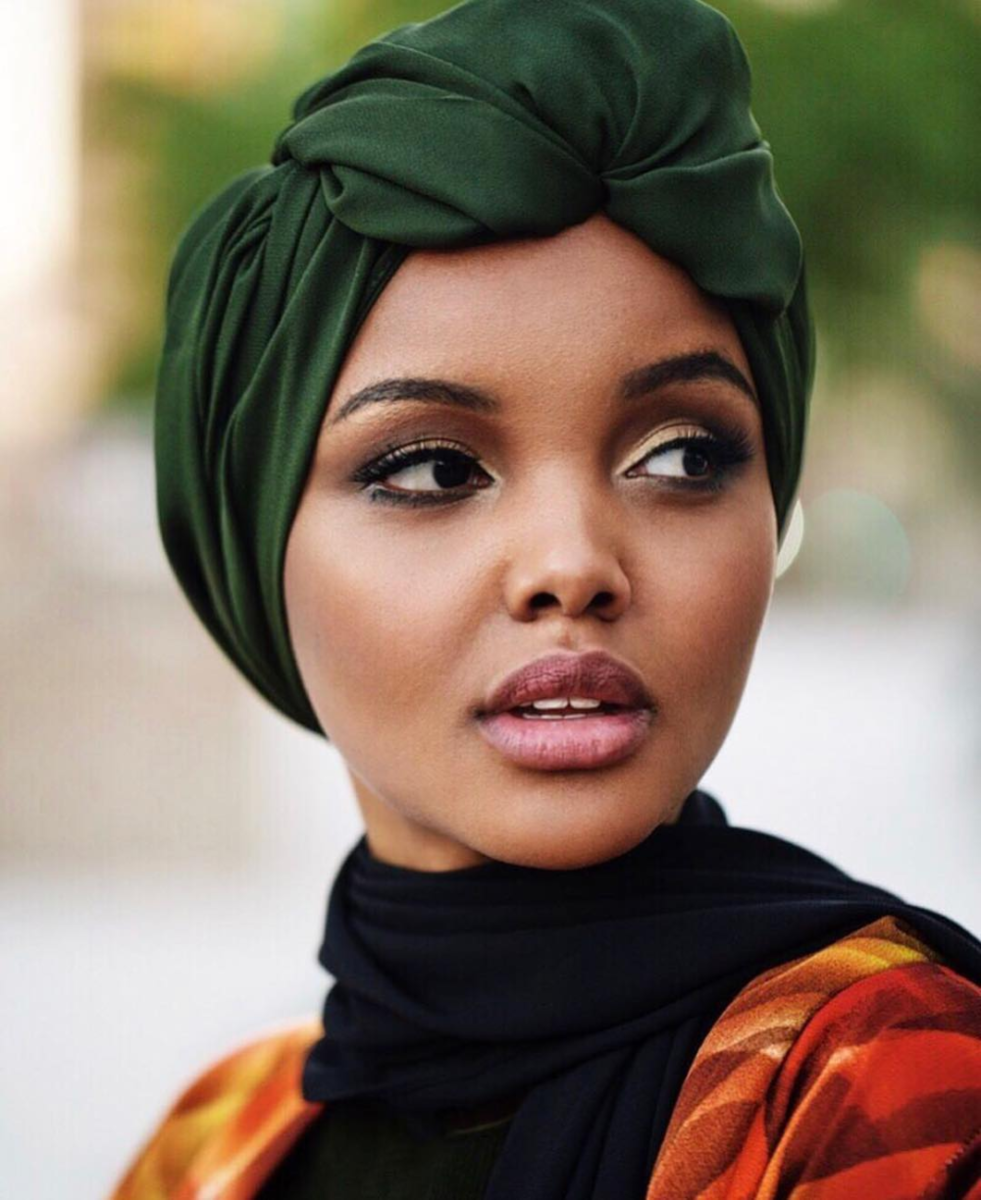 Чалма "анфиса". Красивые тюрбан. Красивые тюрбан. Эконика шапка чалма. Тюрбан красивый.