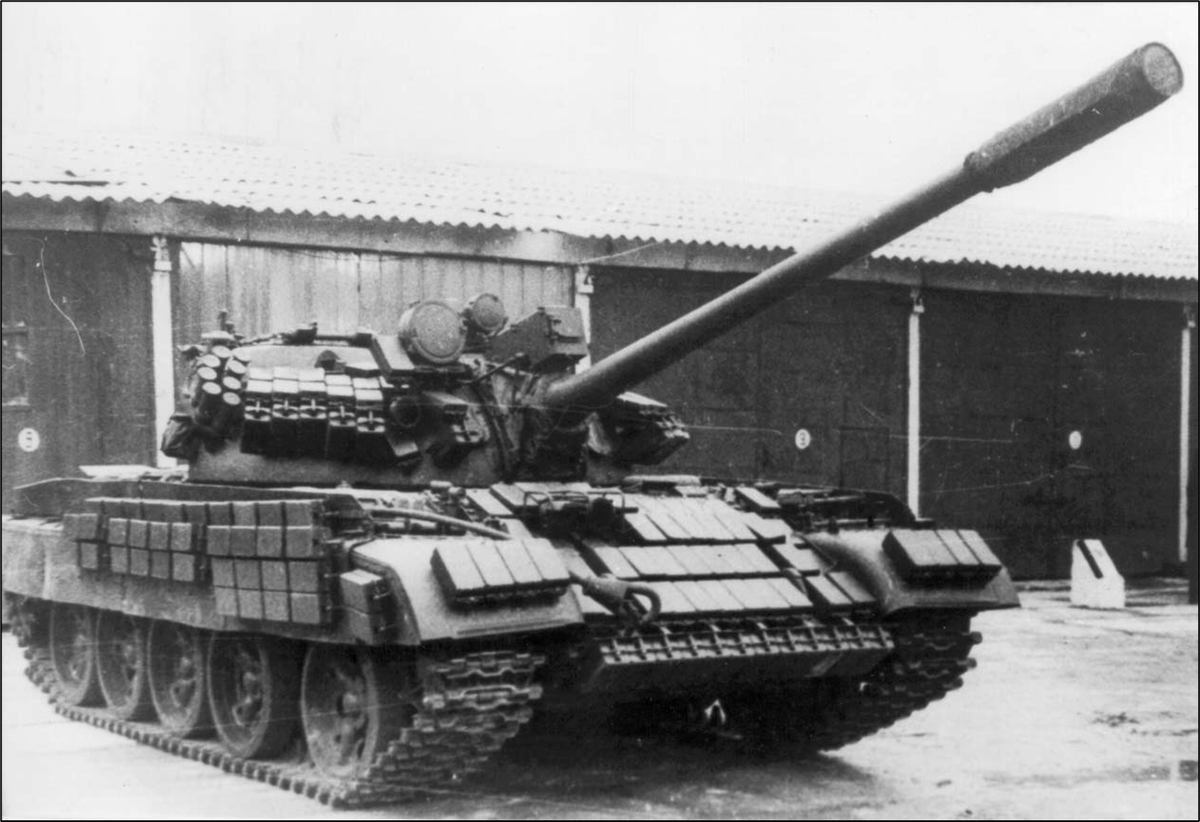 М 55с танк. Танк т55 м6. Т-55м. Т-55амв в Советской армии. Танк т-55м.