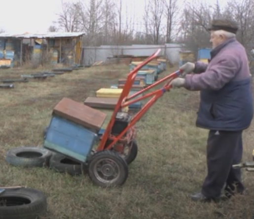 Электро тачка для перевозки ульев. Взято из Интернета.