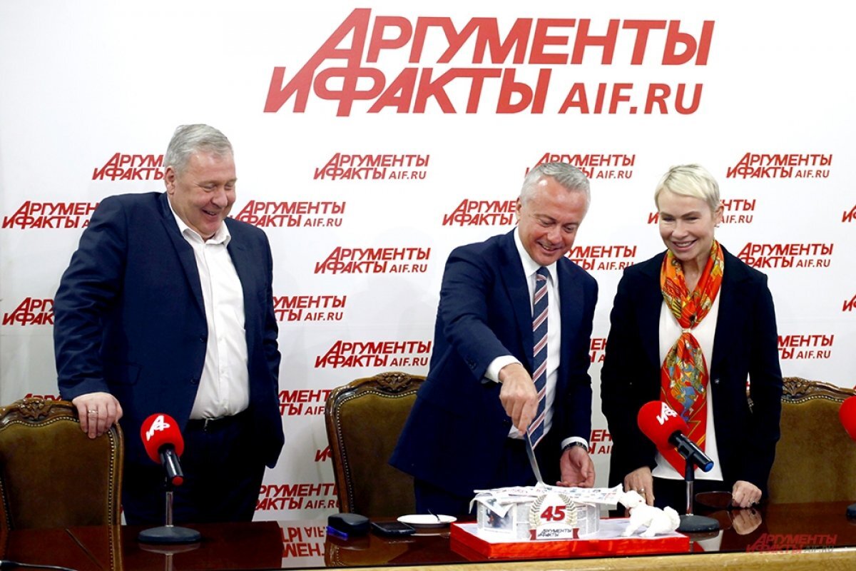    «Известия»: «АиФ» – давно уже не просто газета