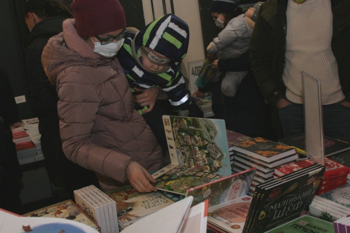    Психолог пояснила, почему волгоградские родители должны читать детям книги