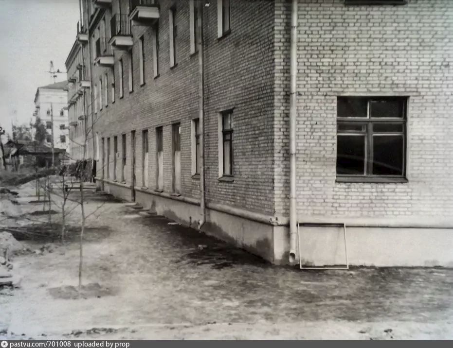 Старые и новые дома на 2-м Коптевском проезде, ныне − Коптевской улице, 1957 г. https://pastvu.com/p/701008.