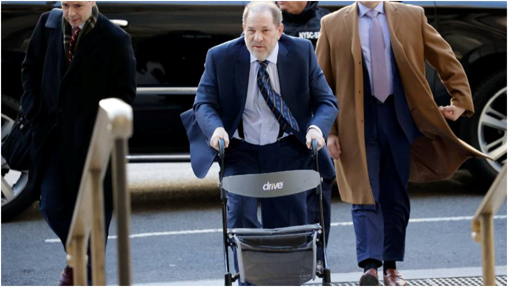 На фото  Харви Вайнштейн, ТАСС / AP / JASON SZENES 
