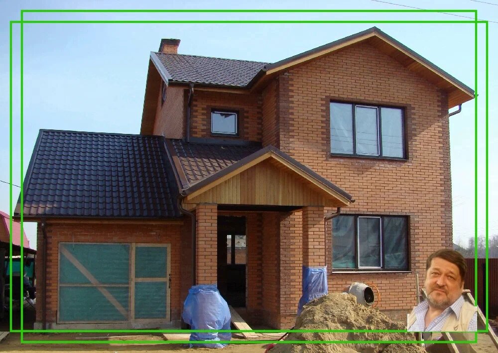 Этот дом был спроектирован как мансардный. По согласованию с заказчиком сделали с полноценным вторым этажом.