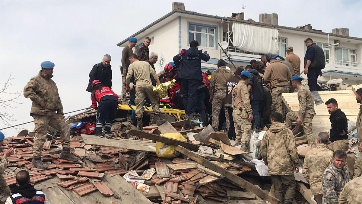    Последствия землетрясения в турецкой Малатье:Selami Kucukoglu/Anadolu Agency via Getty Images