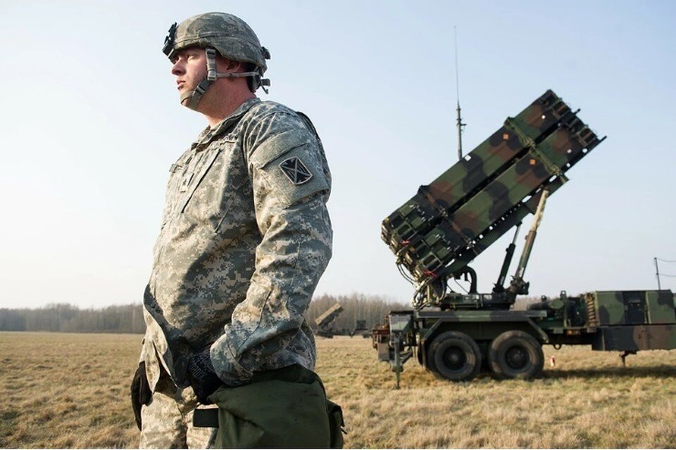     В Британии сообщили о передаче Украине одной из двух обещанных США и ФРГ систем ПРО Patriot  EAST NEWS