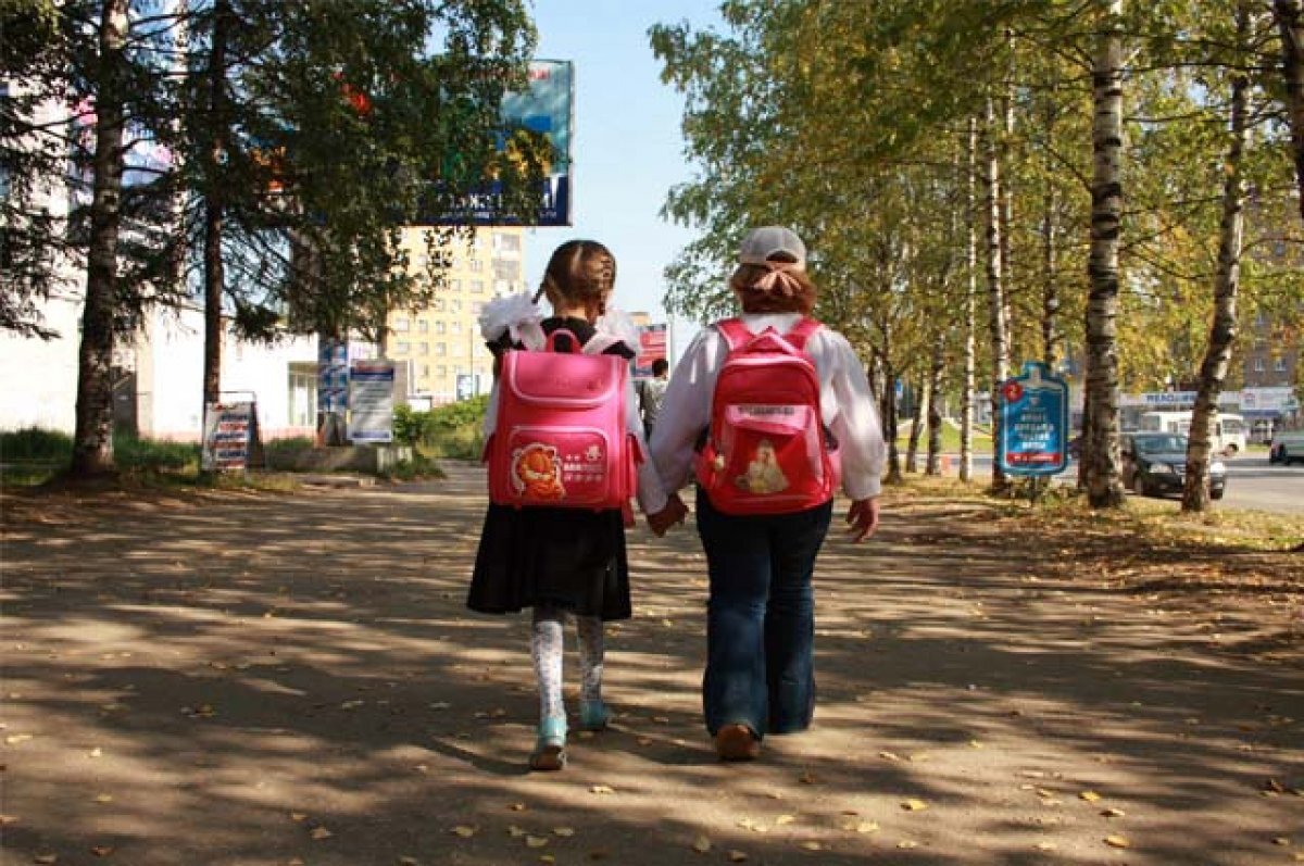    Традиционно школьная кампания пройдет в два этапа.