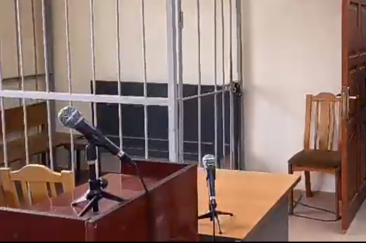    Жителя Фролово условно наказали за сломанные ребра отца