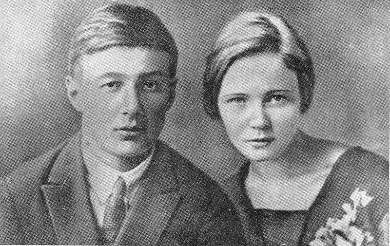 Борис Корнилов и Ольга Бергольц, 1929, источник Яндекс картинки