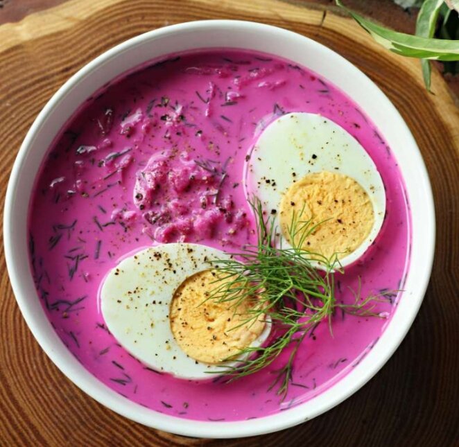 Самый вкусный весенний суп - свекольник. Свекла, огурец да картошинка - а не оторваться: дома говорят, что он гораздо вкуснее окрошки