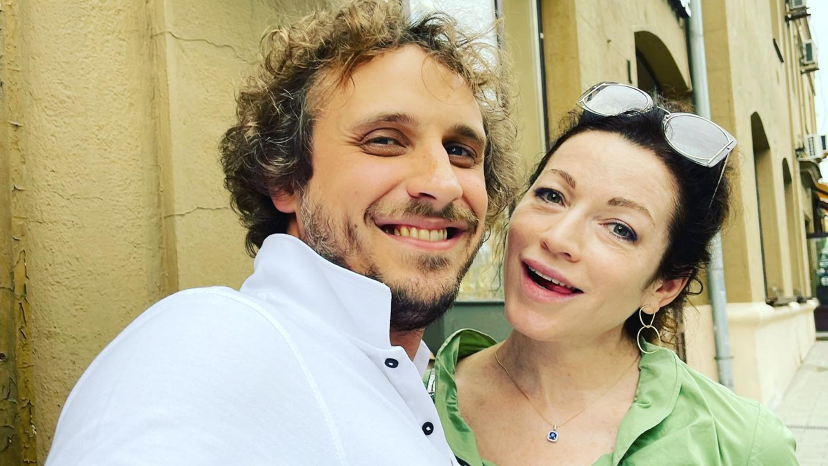    Алена Хмельницкая