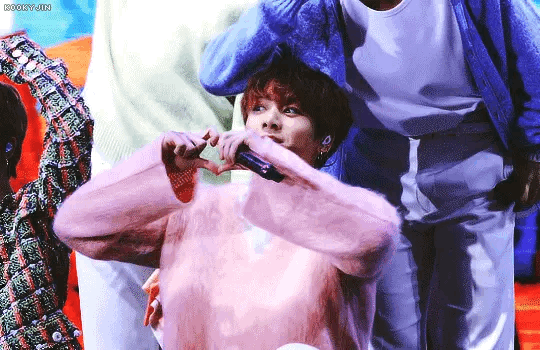 "Потому что у твоего отца есть мечта, которая я не хотел отнимать. Ведь жить без мечты очень грустно, правда?"