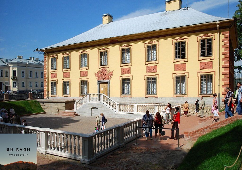 набережная реки Фонтанки, 1Б. 